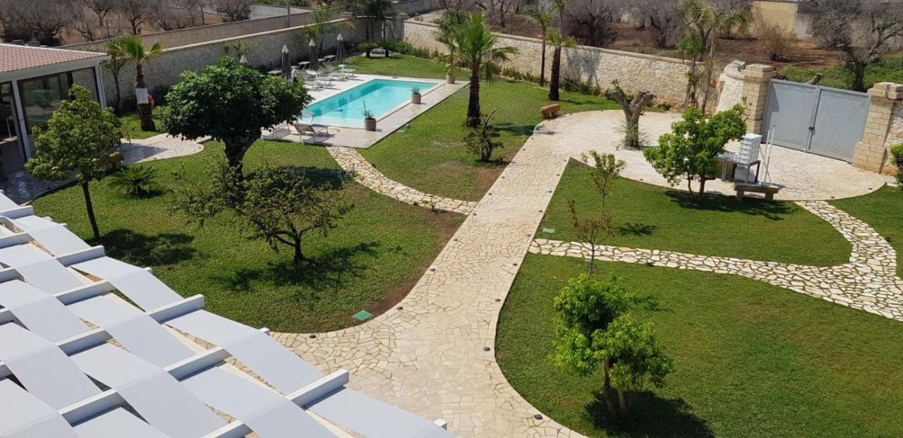 Dimora Spaccamonti Torchiarolo Exterior foto